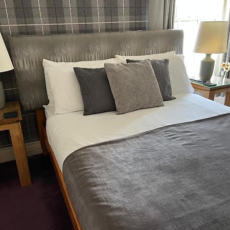 Smugglers Hotel Brixham Eksteriør billede